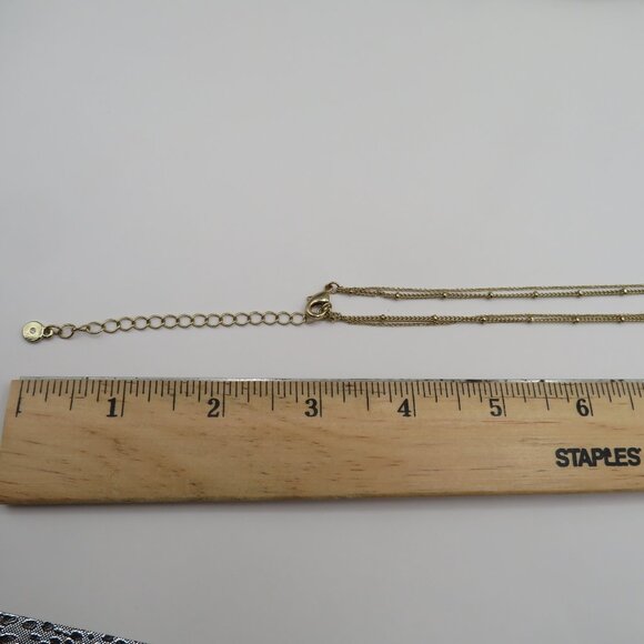 LC Lauren Conrad Light Blue White Tear Drop Shaped Beads Gold Tone Chain - Picture 8 of 9